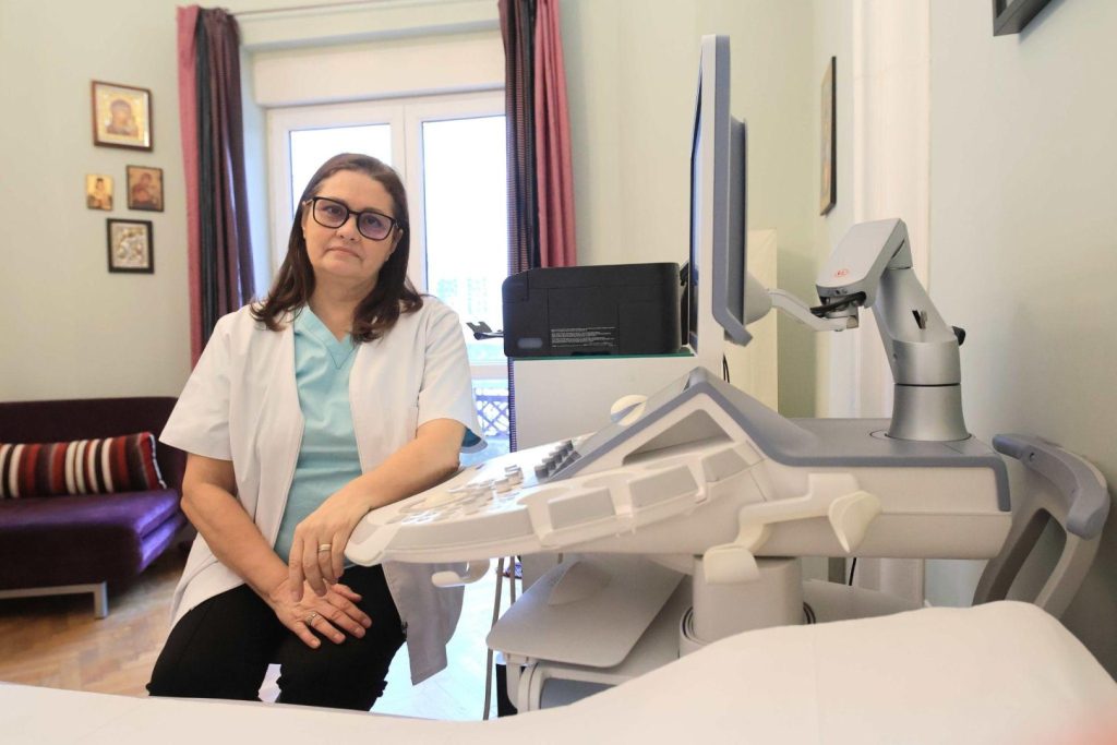 Cum funcționează testele moderne pentru depistarea precoce a cancerului de col uterin? Explicații de la Dr. Lorena Turculeț 13 Cum funcționează testele moderne pentru depistarea precoce a cancerului de col uterin? Explicații de la Dr. Lorena Turculeț